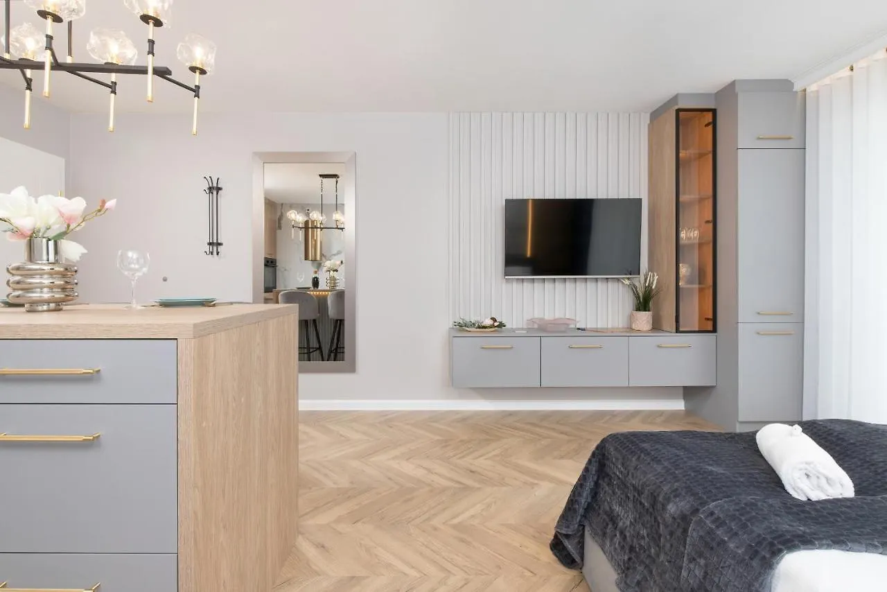 Appartamento Studios Starowiejska Letnica By Renters Danzica